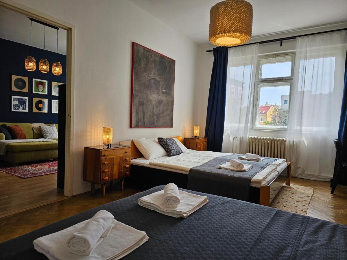 ברטיסלאבה Stone Square Apartment מראה חיצוני תמונה