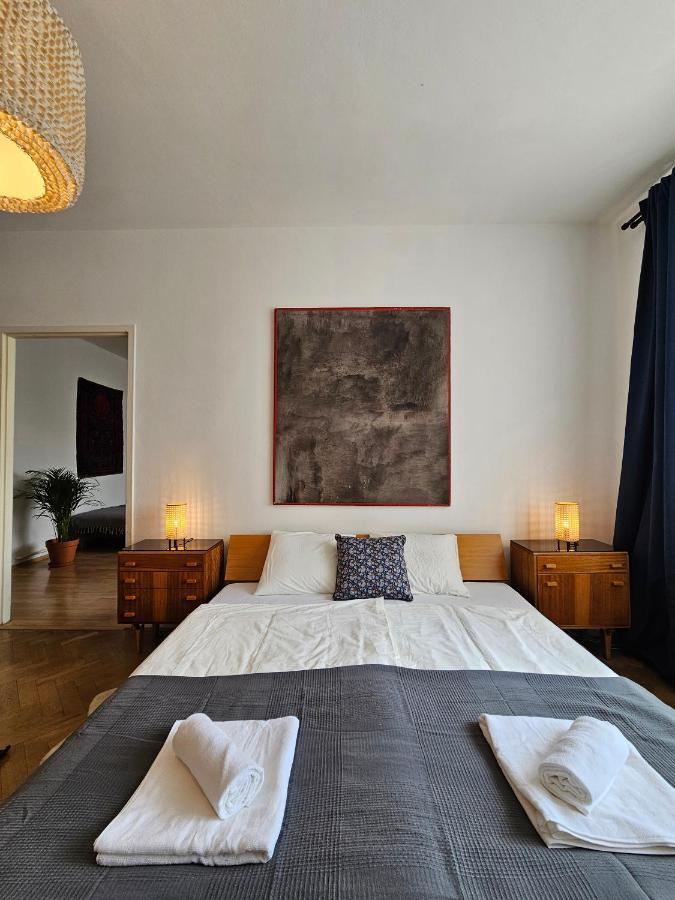 ברטיסלאבה Stone Square Apartment מראה חיצוני תמונה