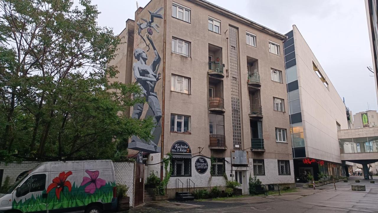 ברטיסלאבה Stone Square Apartment מראה חיצוני תמונה